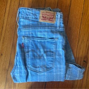 Levi’s Plaid Skinny Jeans